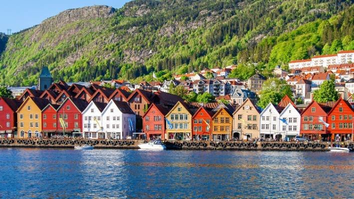 Explore Scandinavian Countries in 7 Days